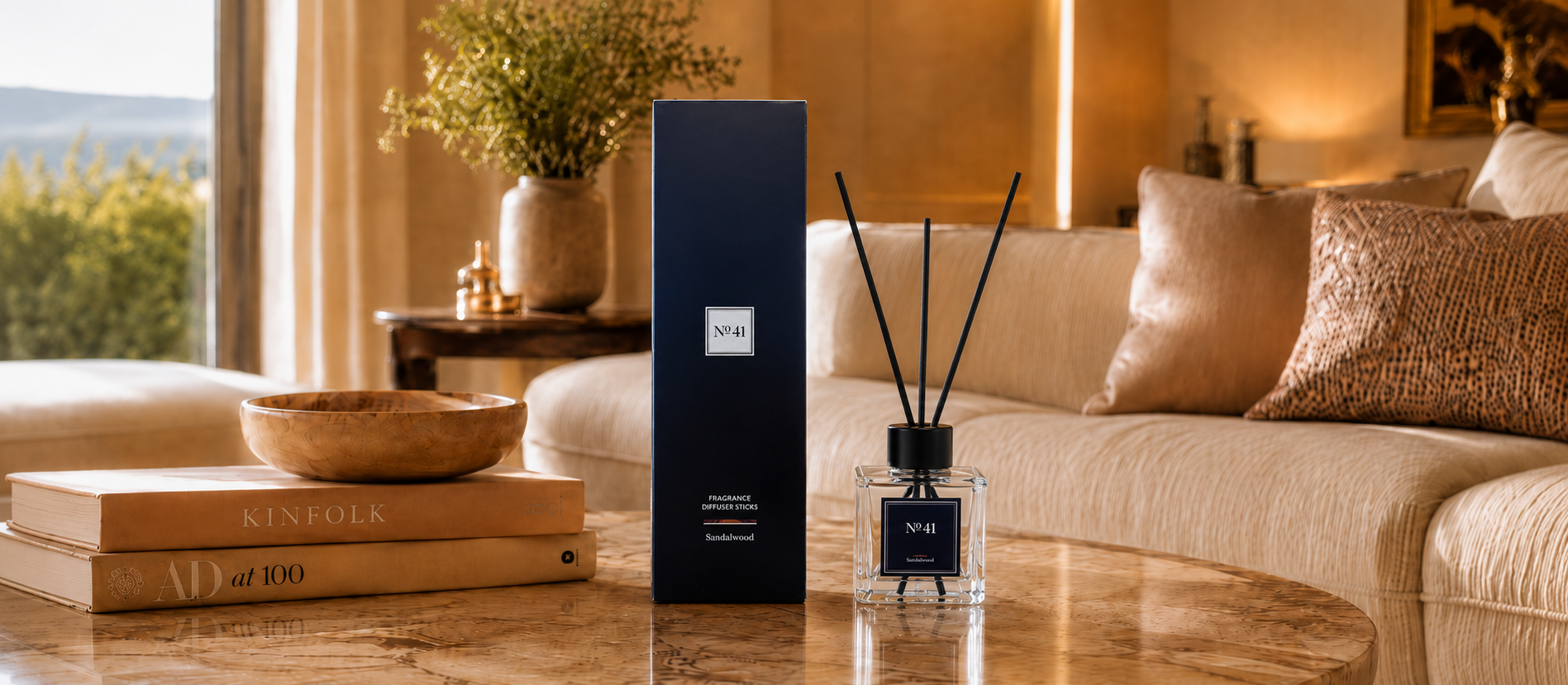 №41 Fragrance Diffuser Sticks Sandalwood in een warm interieur
